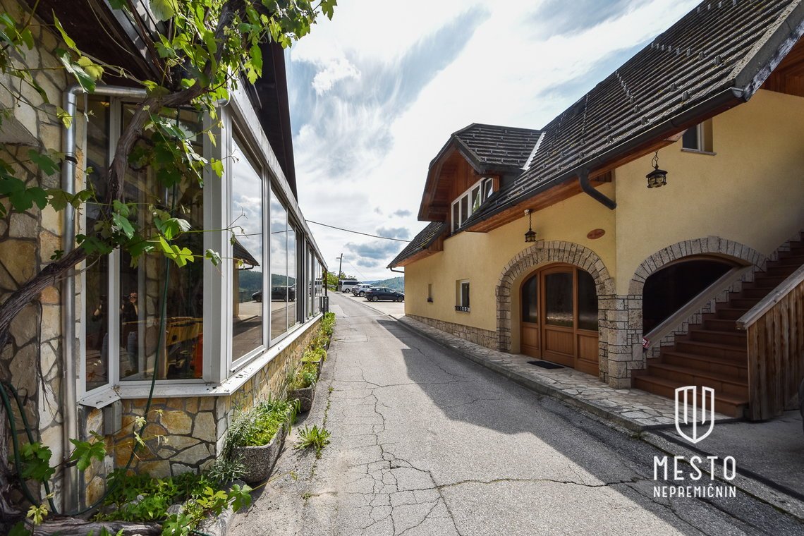 Two apartment houses with 15 apartments in Bohinj – 8