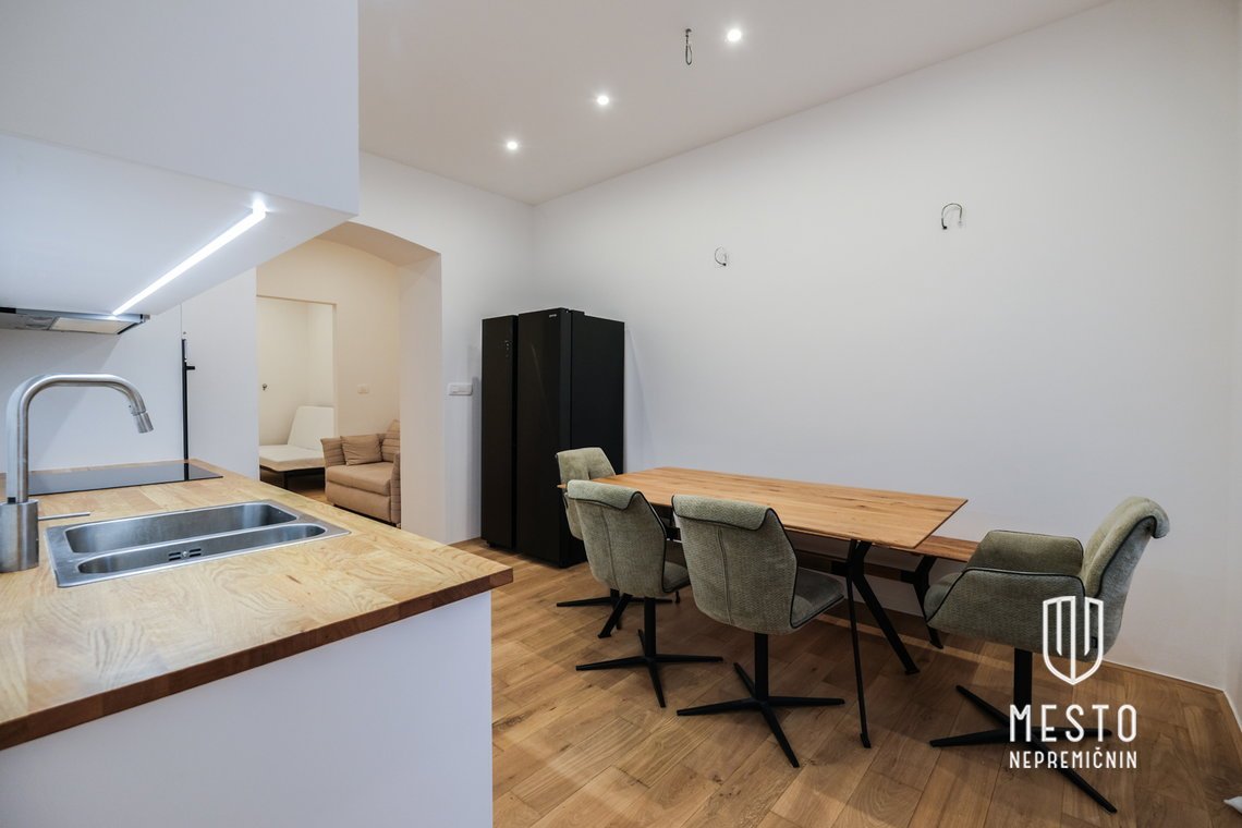 Four-bedroom apartment near Tivoli – 3