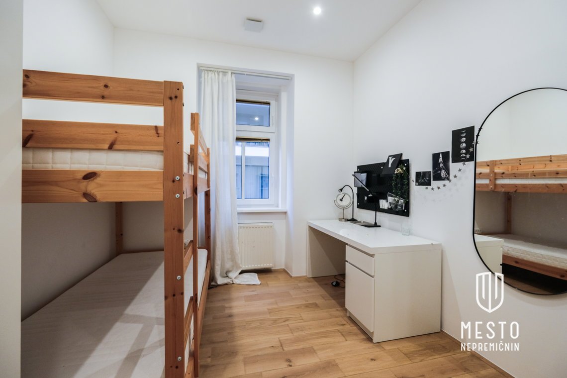 Four-bedroom apartment near Tivoli – 7