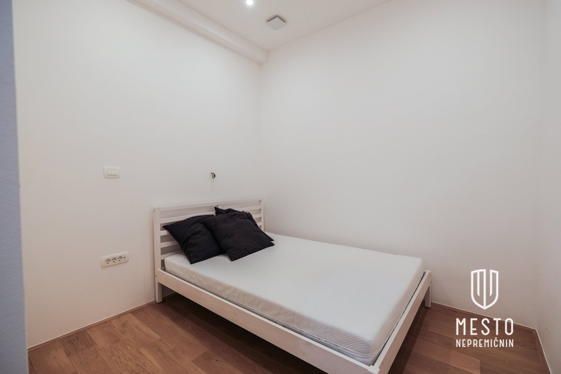 Four-bedroom apartment near Tivoli – 8
