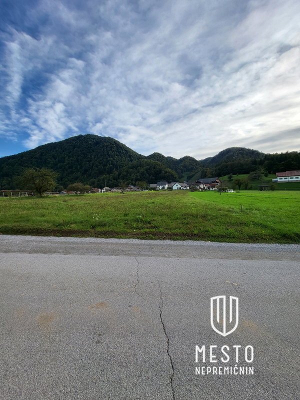 Investment opportunity between Medvode and Škofja Loka – 2
