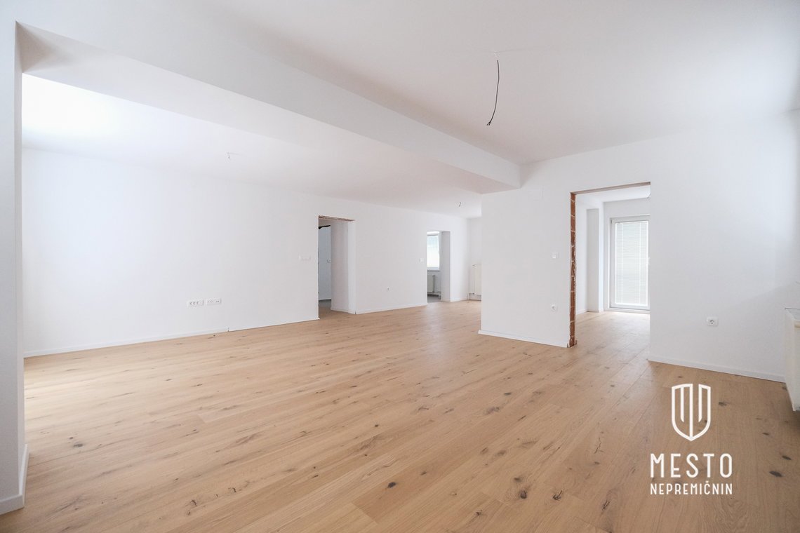 Detached house in Brod – potential to convert into 3 separate apartments – 14