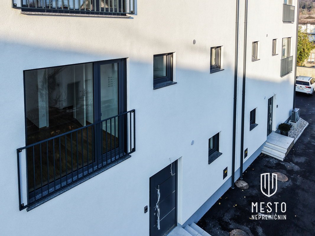 Apartment in a two-family building in Rožni Dolina – 3