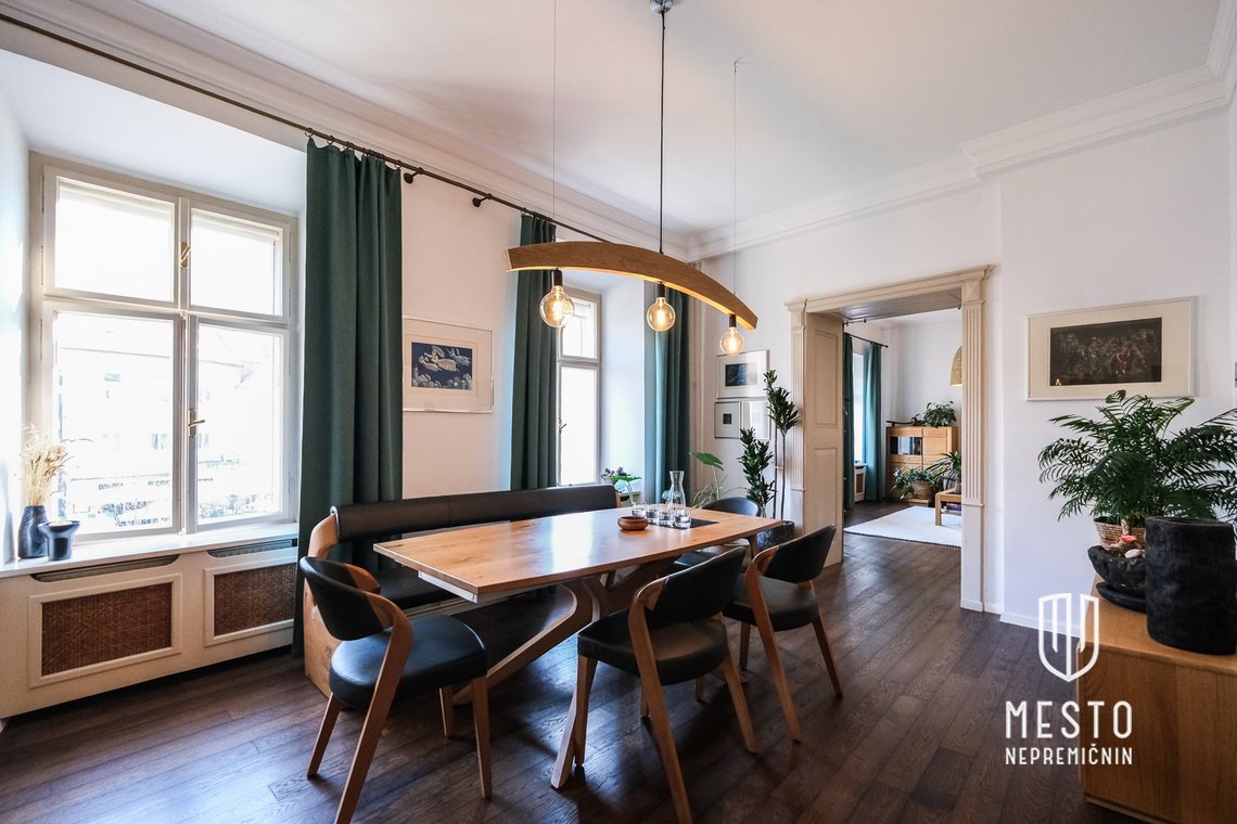 Four-room apartment in central Ljubljana, view of the Ljubljanica – 3