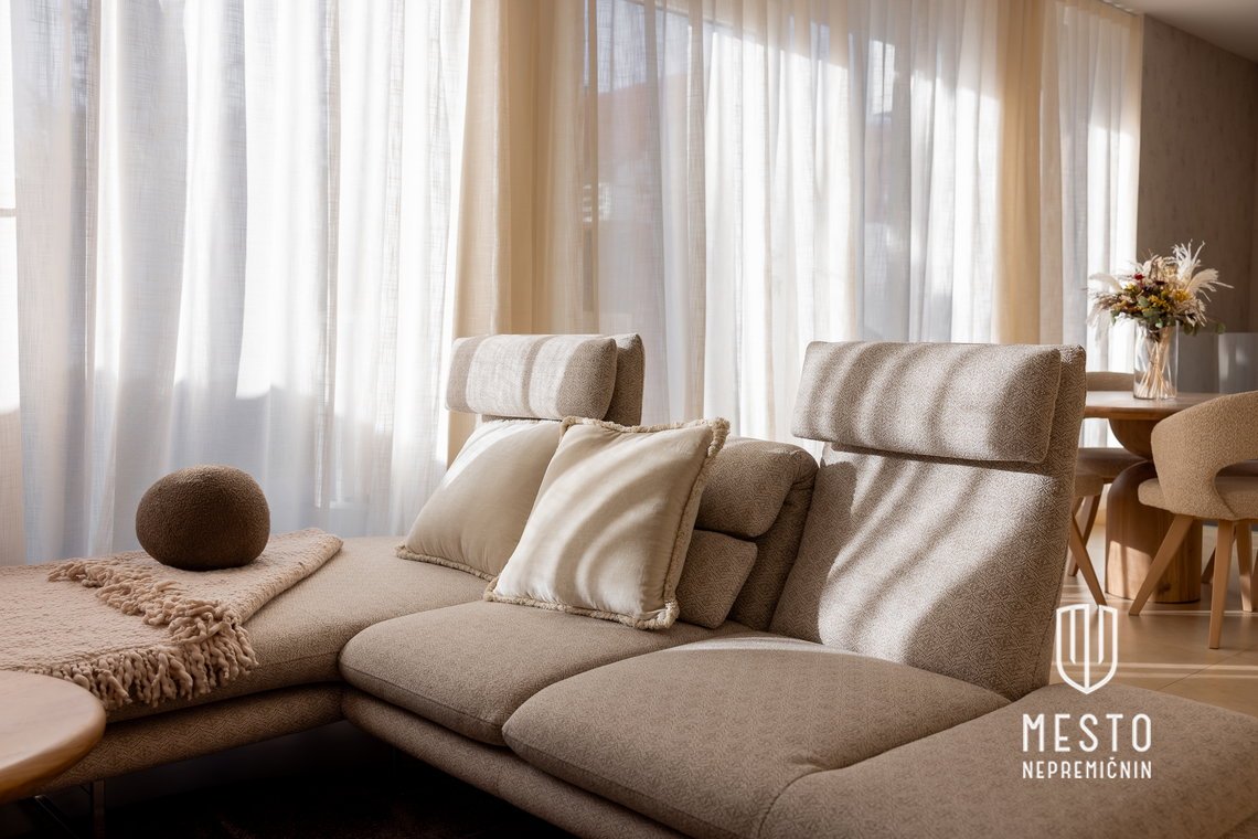 Modern designer two-bedroom duplex apartment with courtyard – Črnuče – 5
