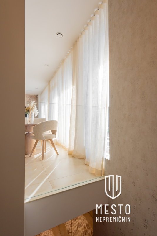 Modern designer two-bedroom duplex apartment with courtyard – Črnuče – 14