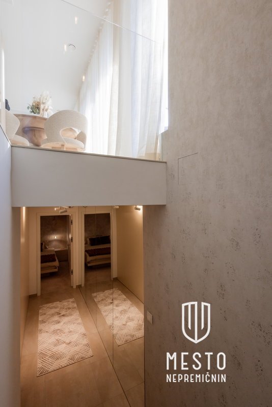 Modern designer two-bedroom duplex apartment with courtyard – Črnuče – 15