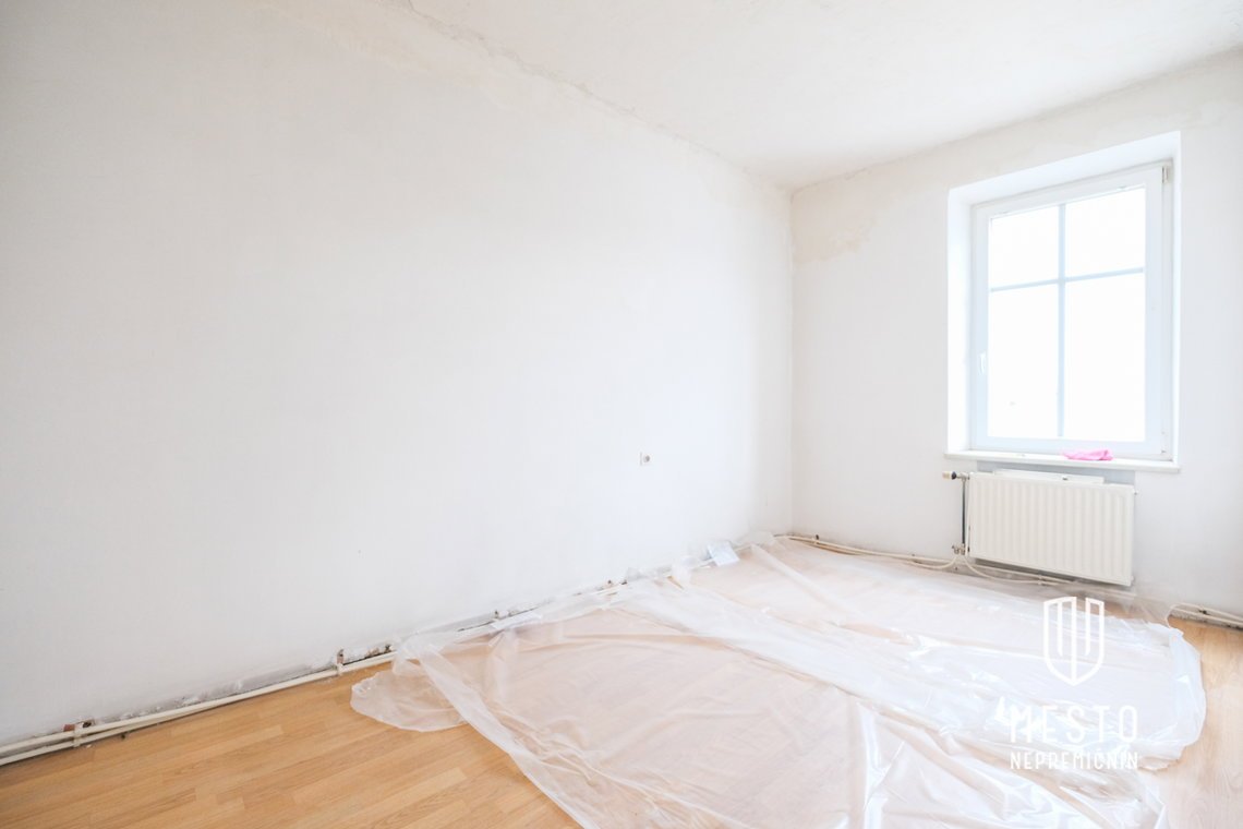 Three-room apartment in the city center on Slomškova Street – 2
