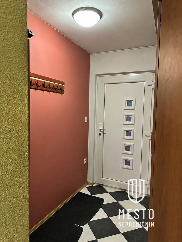 Terraced house with garage and courtyard in a quiet area of Zgornji Kašelj – 9