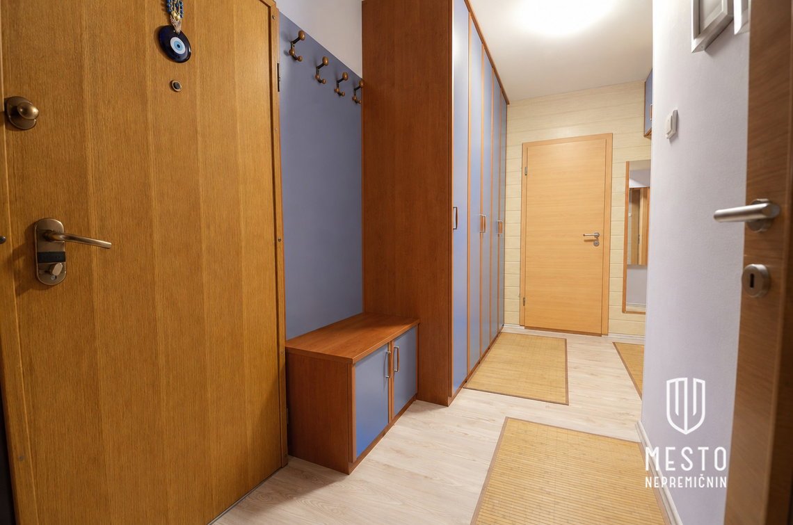 Three-bedroom apartment in Fužine – 6