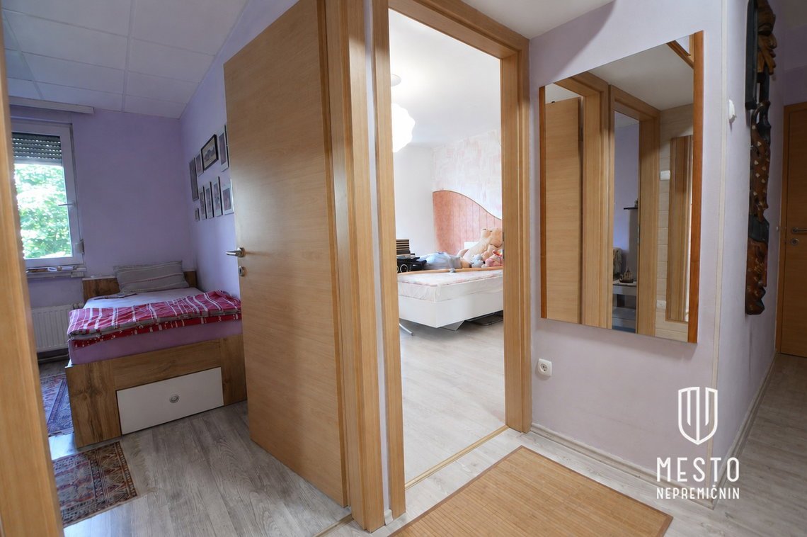 Three-bedroom apartment in Fužine – 8