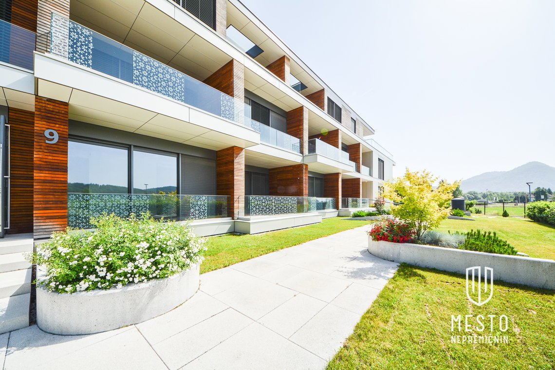 Premium 3-bedroom apartment at Rezidenca Preska – 2