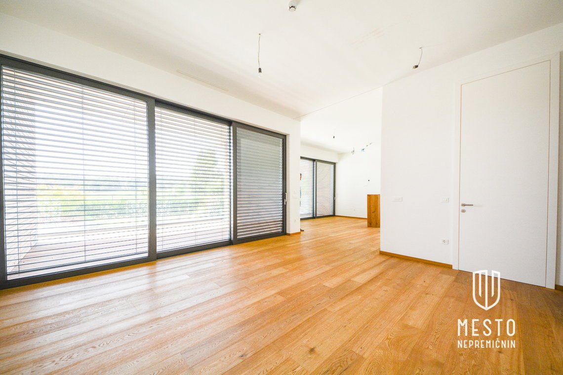 Premium 3-bedroom apartment at Rezidenca Preska – 4