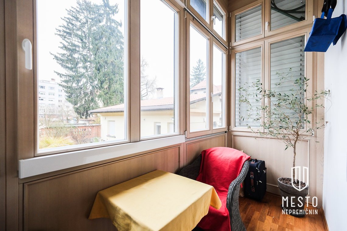 Historic-style apartment in the strict center – 14