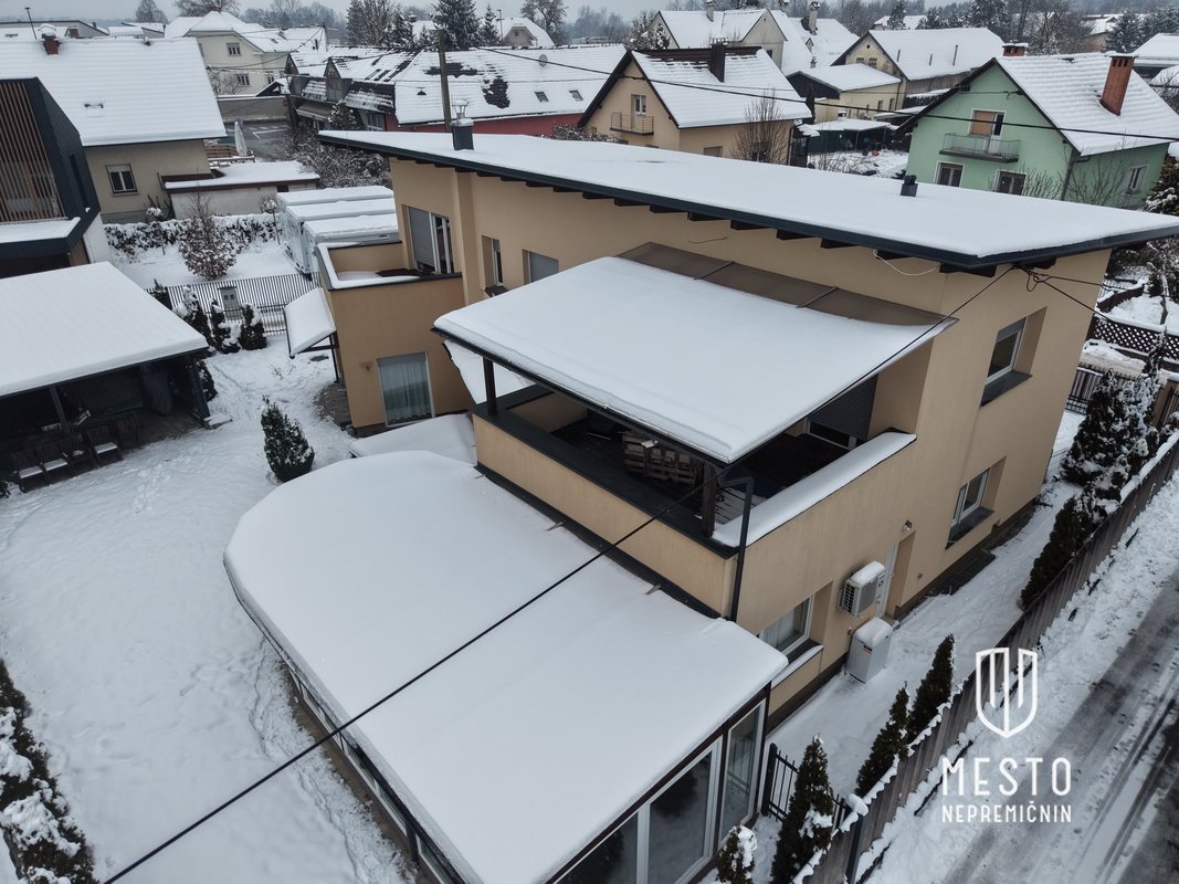 Exclusive detached house with pool and wellness, Ježica, Ljubljana – 38