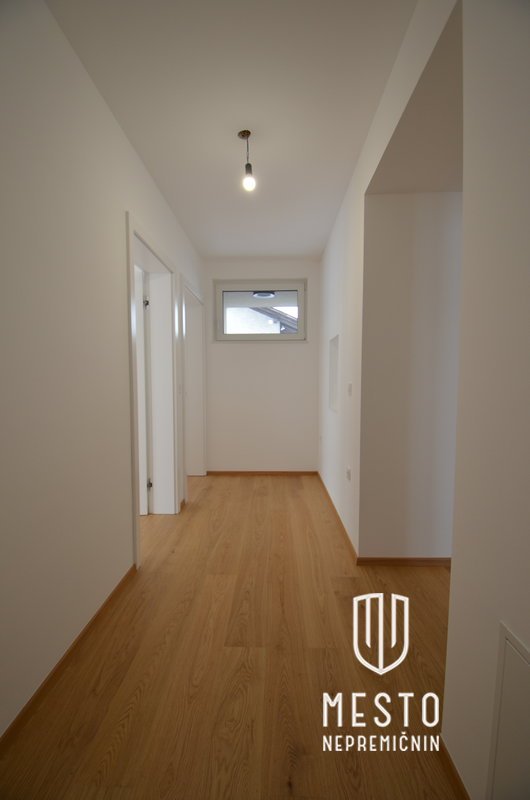 Four-room apartment in Vižmarje (P/1, extended and fully renovated in 2025) – 12