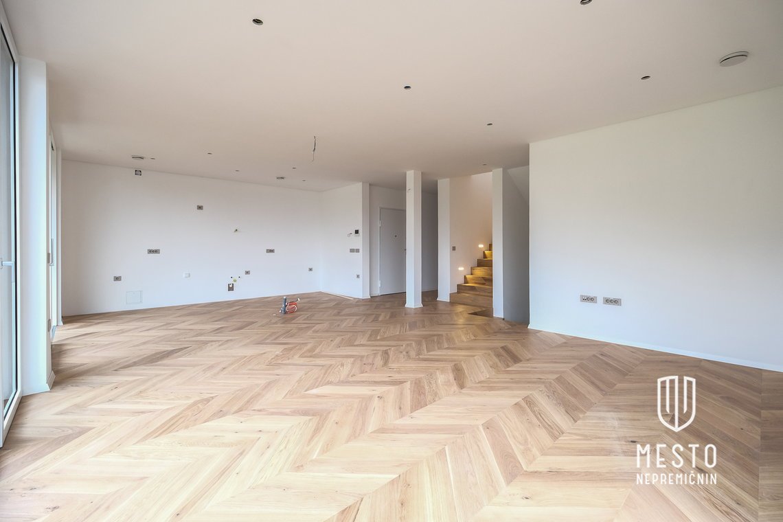 Five-room apartment in Podutik – 4