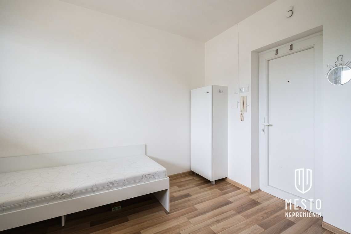 Room in Prule – 2