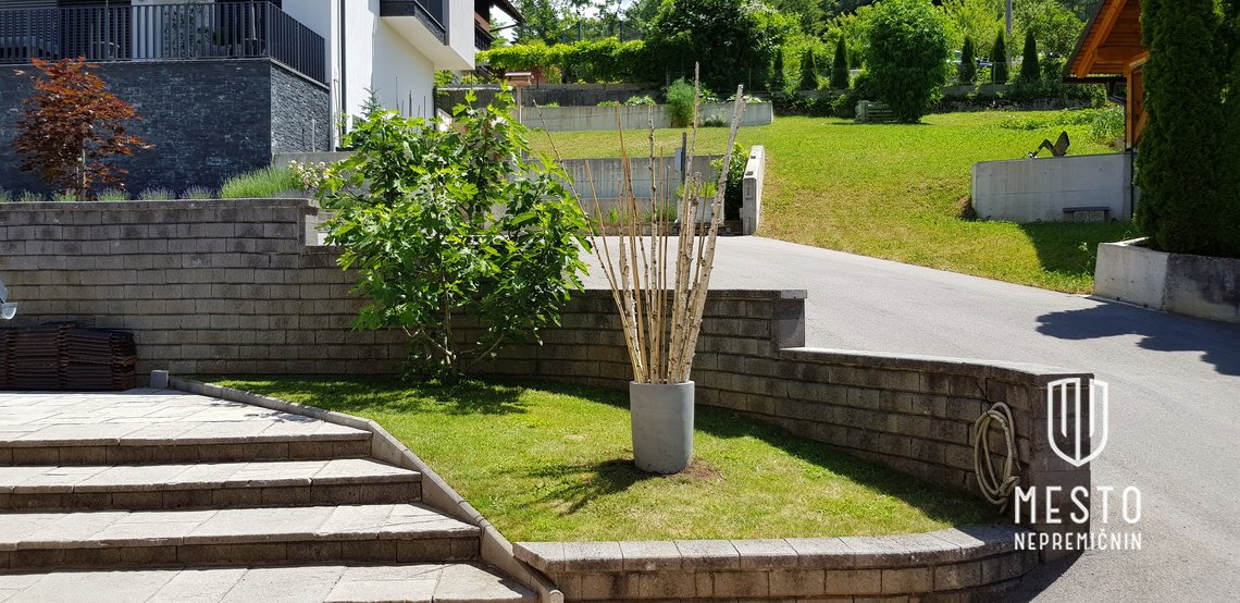 Spacious family duplex in Gradišče – tranquility, views and premium fittings – 4