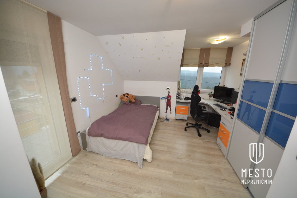 Spacious family duplex in Gradišče – tranquility, views and premium fittings – 19