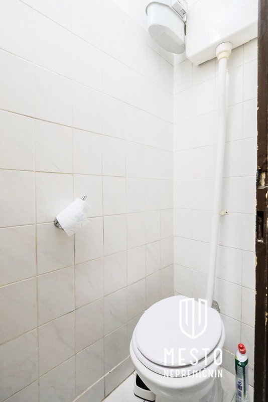 Spacious three-room apartment in Šiška – 6