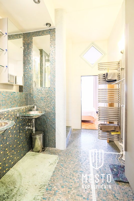 5-room duplex penthouse apartment in Zupančičeva jama – 9
