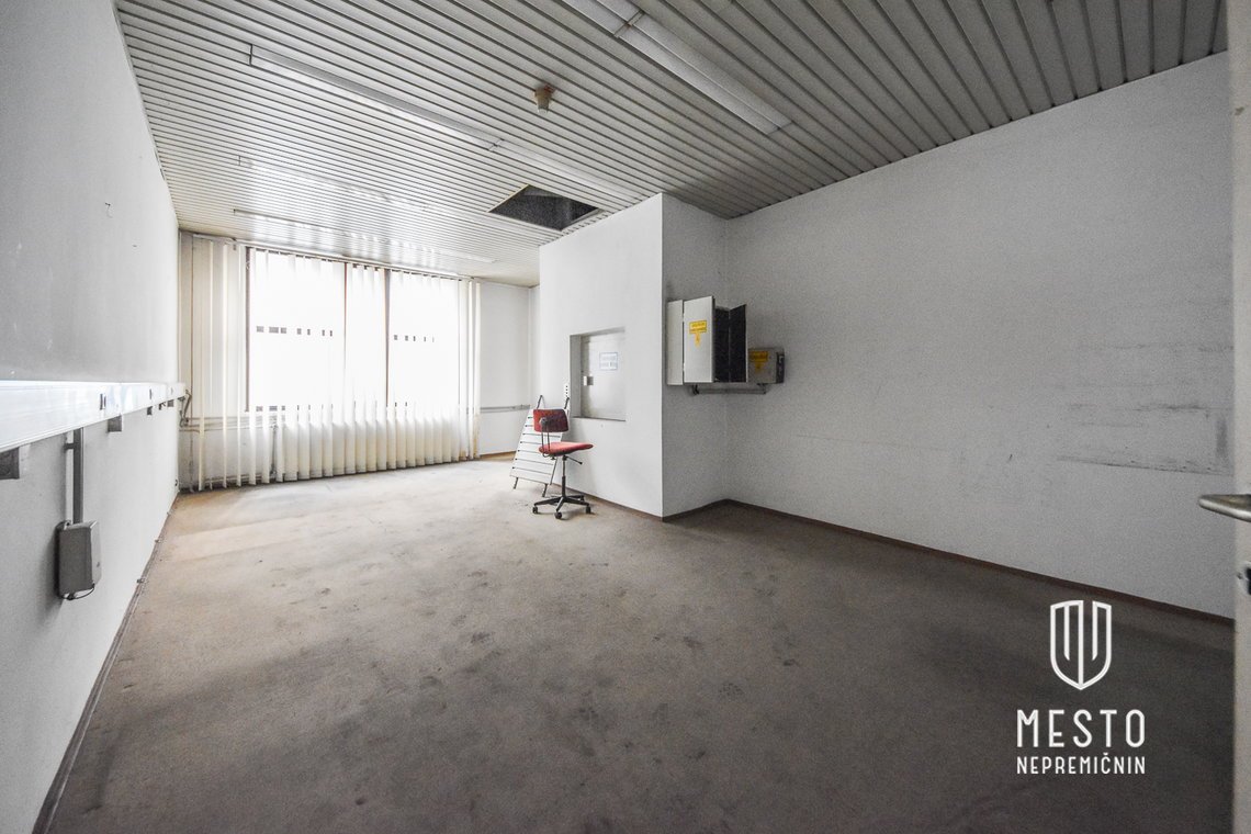 Commercial space in the center of Domžale – 6
