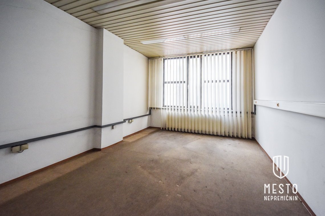 Commercial space in the center of Domžale – 7