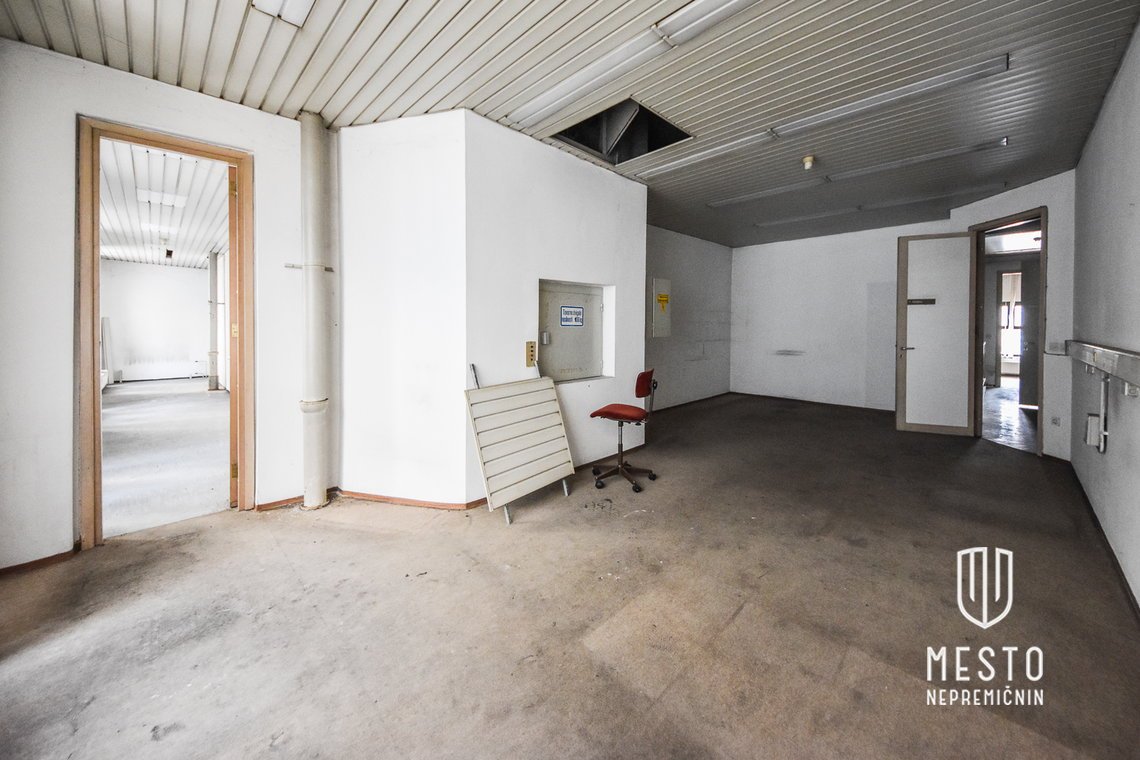 Commercial space in the center of Domžale – 8