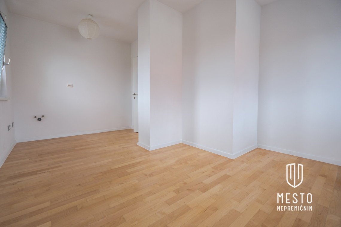 Spacious, renovated house in Spodnja Šiška – 19