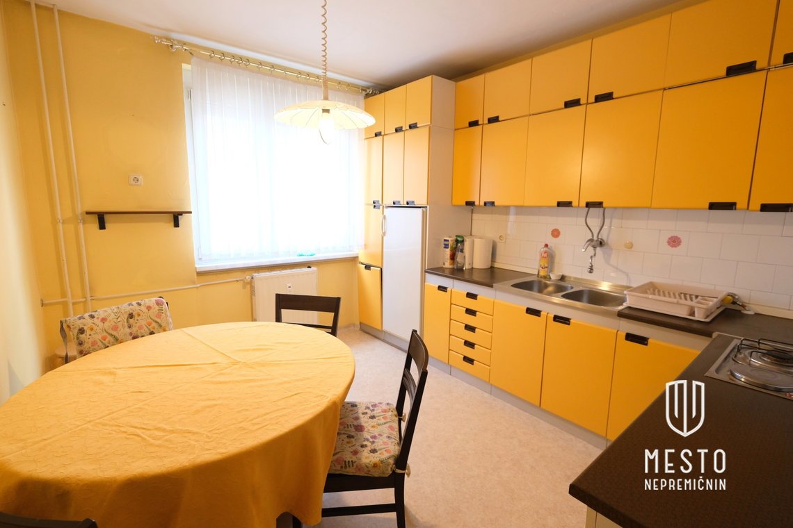 Three-and-a-half-room apartment in Šiška – 4