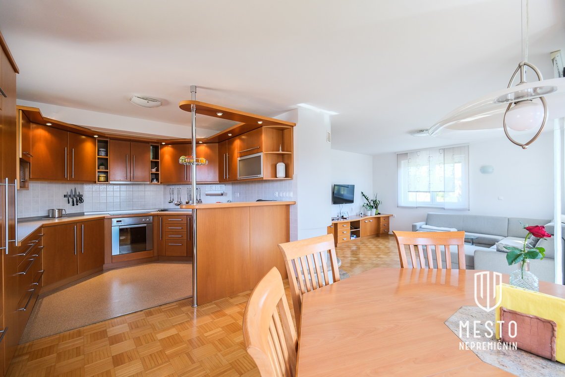 Detached house with open views - Mala Stara vas near Grosuplje – 3