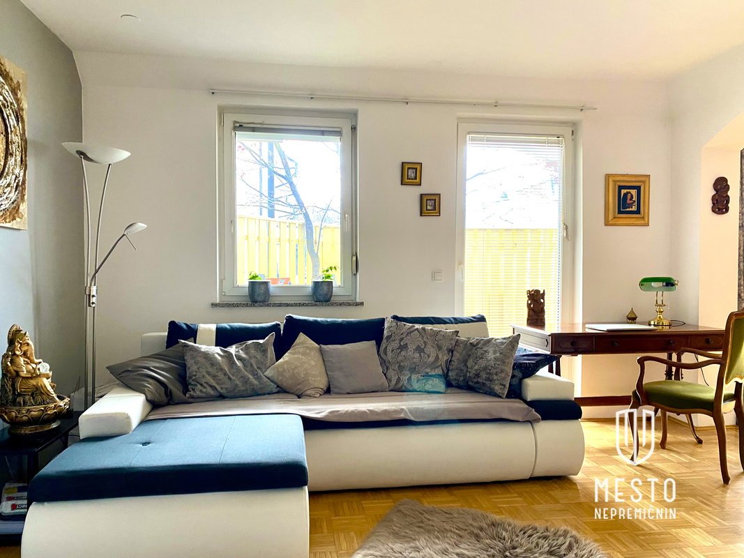 3.5-room apartment with an atrium on Dolgi Most – 2