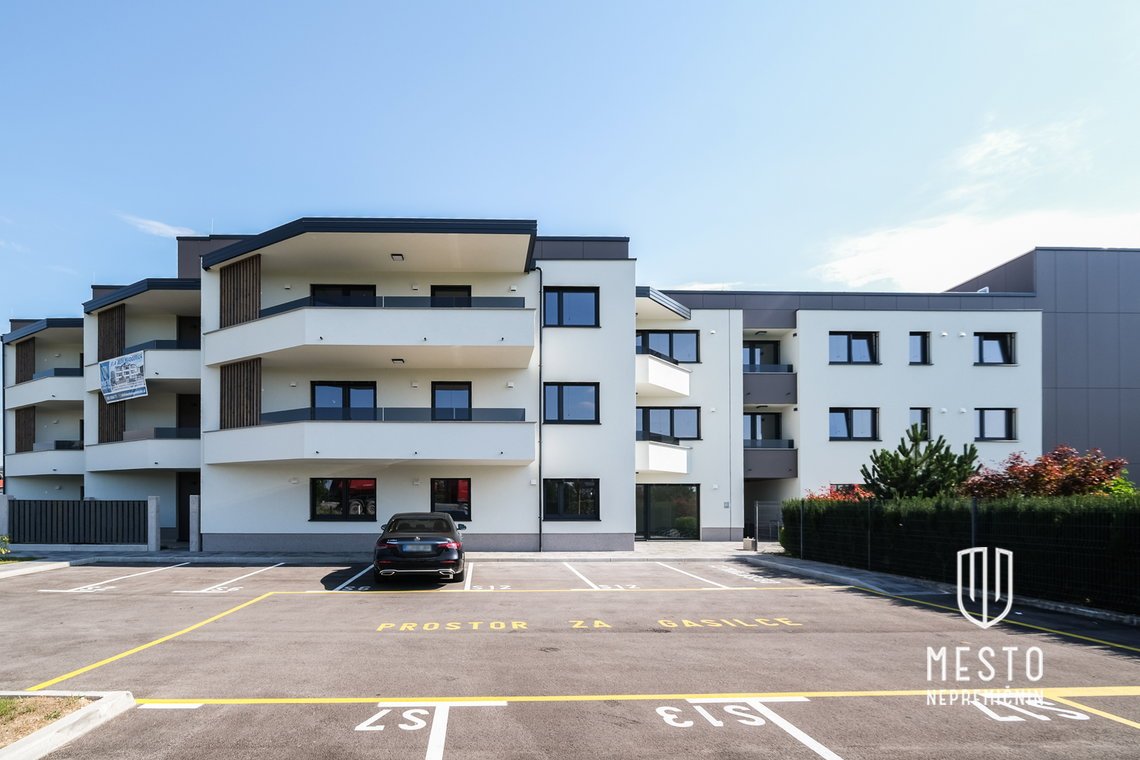 Two-room apartment in Nadgorica – 9