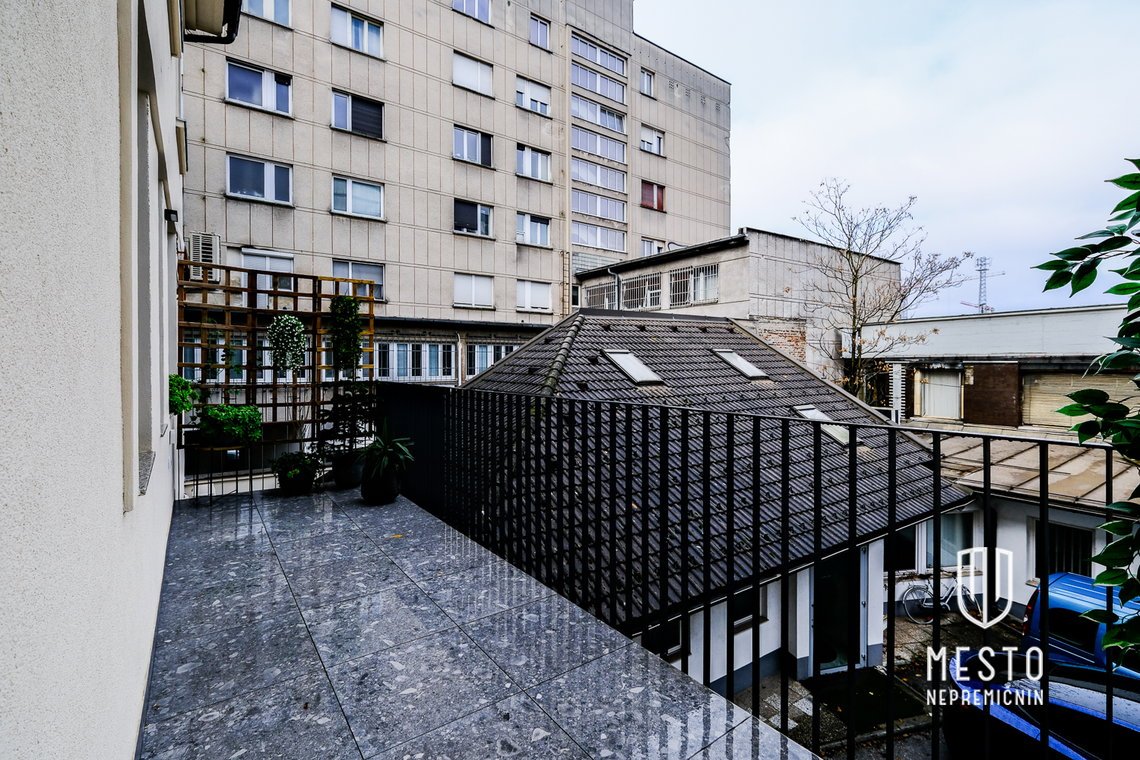 Four and a half-room apartment in the center of Ljubljana – 9
