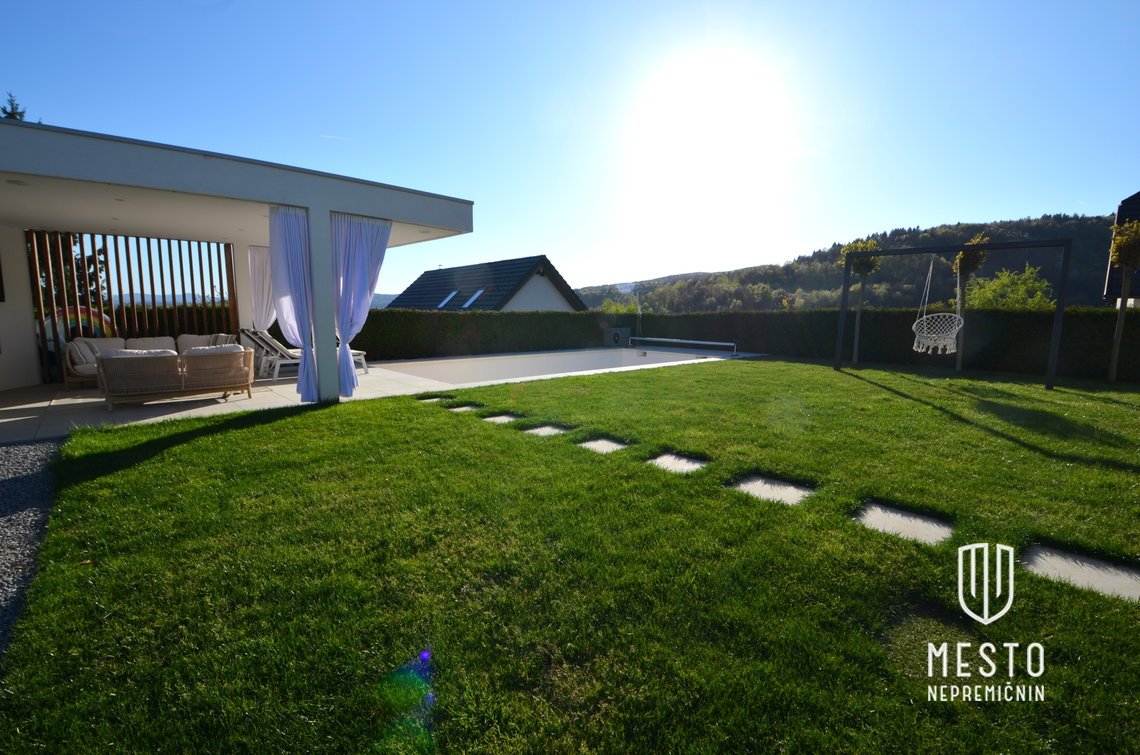 Modern single-family house with a pool in Mekinje above Stična – 10