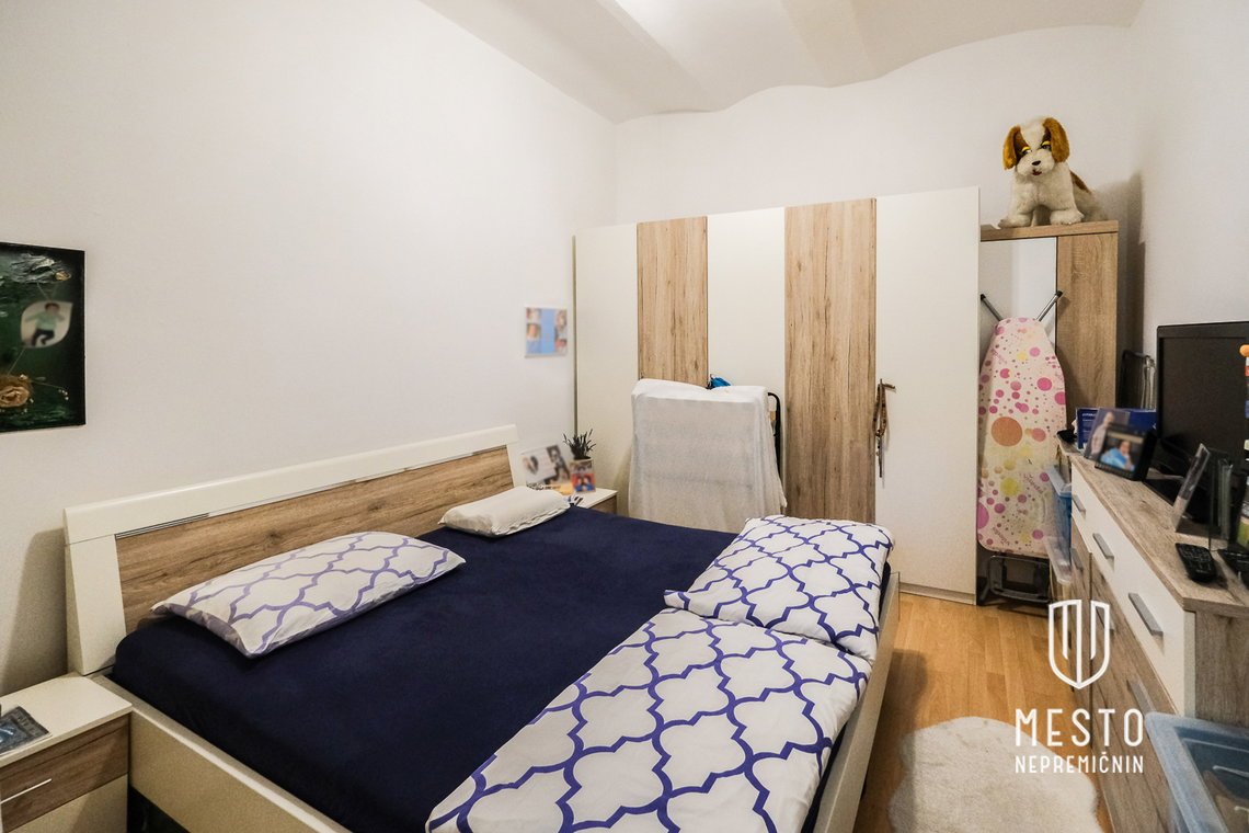 Two-bedroom apartment in the city center – 8