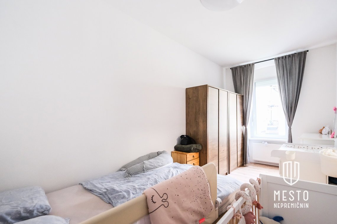 Three-room apartment in the city center – 5