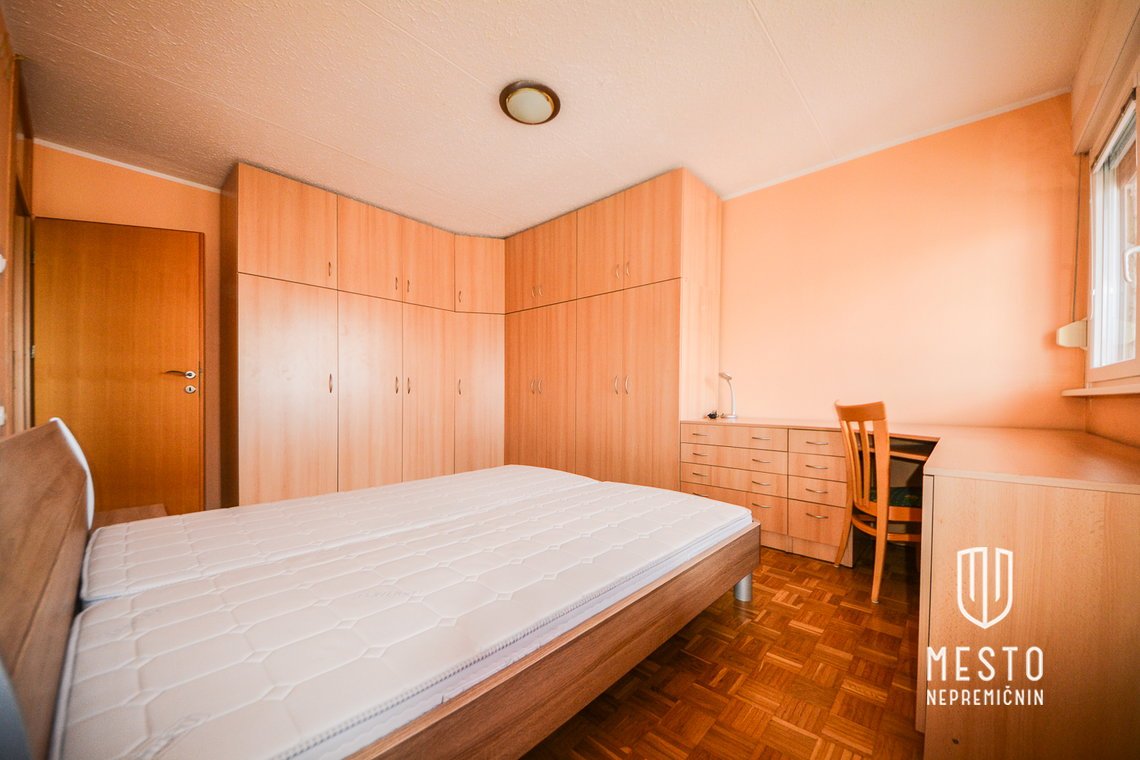 Three-room apartment in Celje – 8