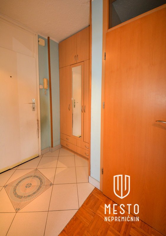 Three-room apartment in Celje – 10