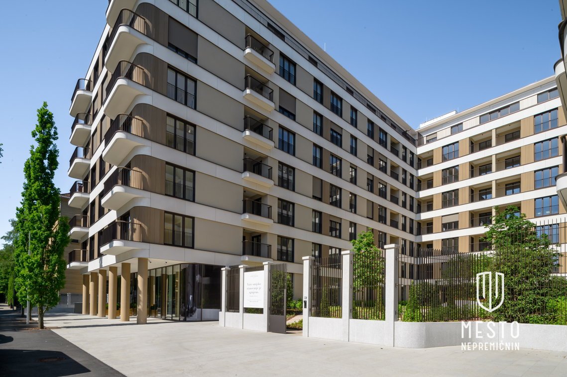 Spacious 4-room apartment – 6