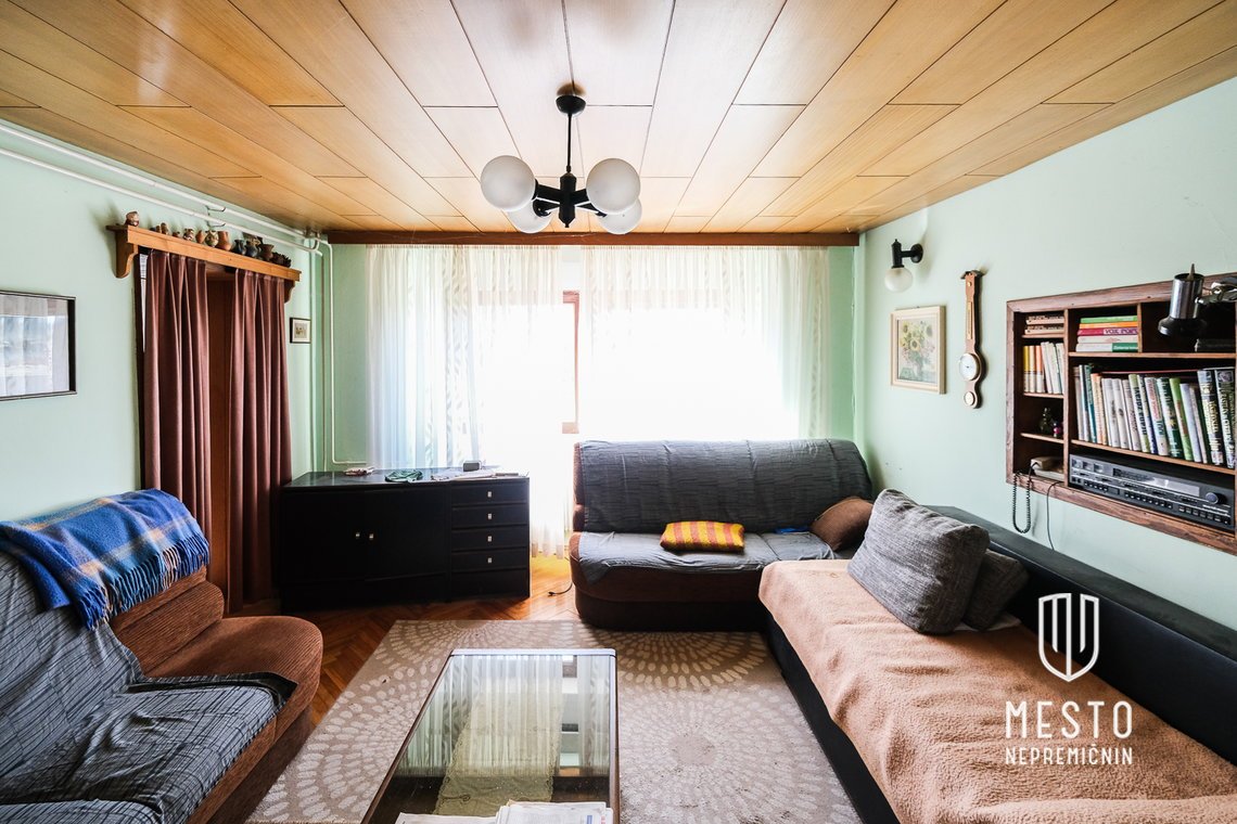 Detached house above Kranj – 10