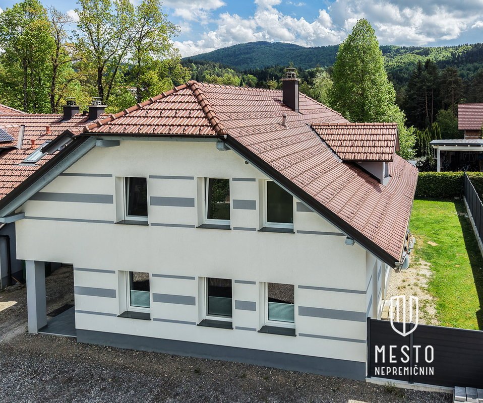 Spacious family semi-detached house in Begunje pri Cerknici – 2