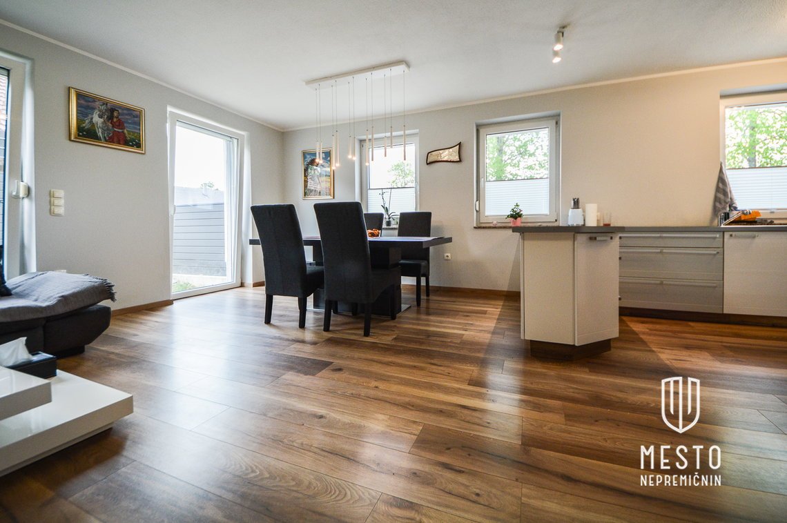 Spacious family semi-detached house in Begunje pri Cerknici – 4