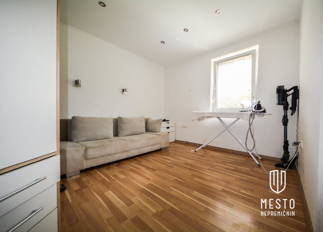 Spacious family semi-detached house in Begunje pri Cerknici – 13