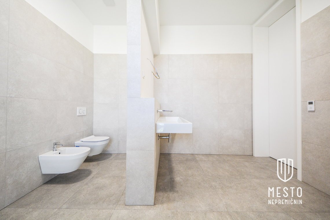 Premium 3-bedroom apartment in Rezidenca Preska – 7