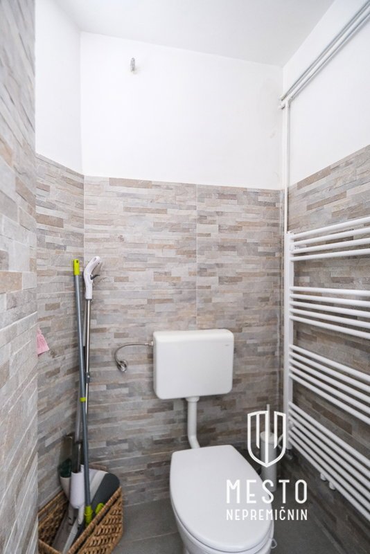 Three-bedroom apartment in the center – 11