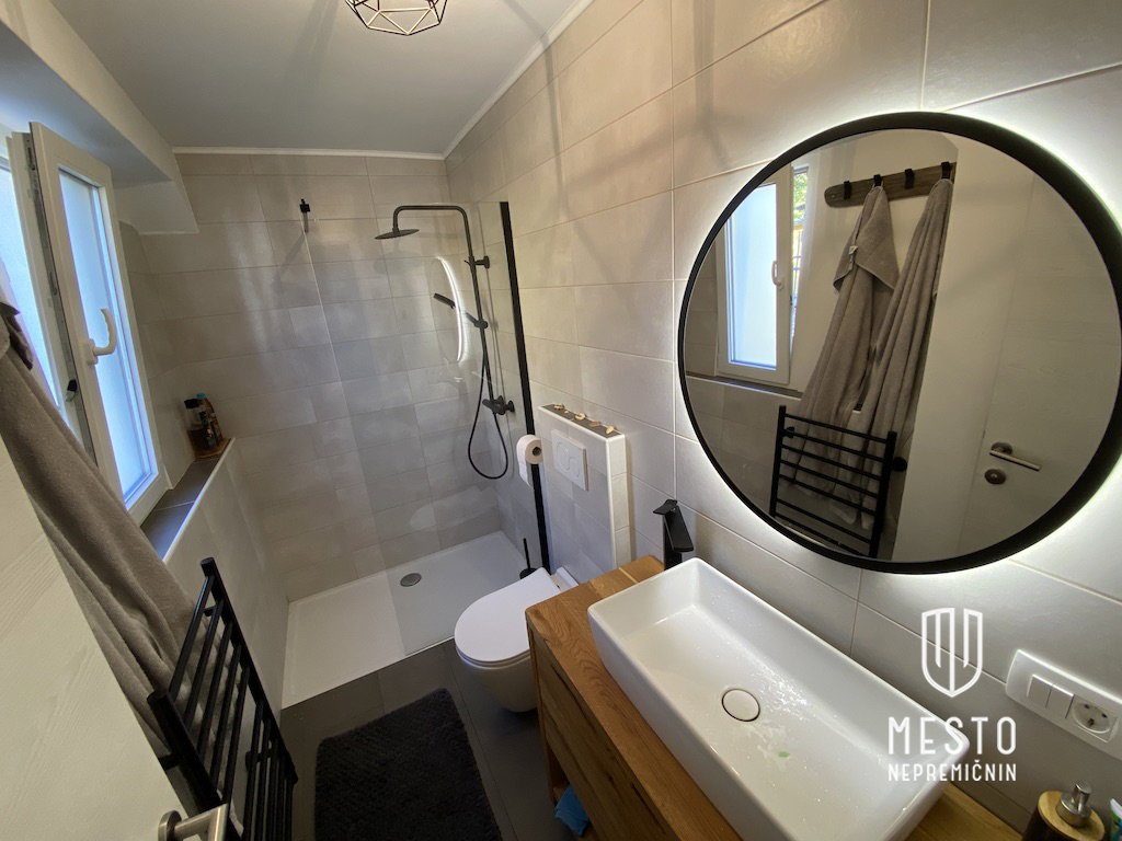 Two-bedroom atrium apartment in Rožna Dolina – 7