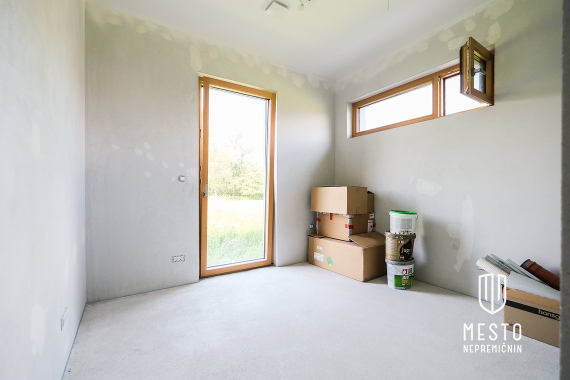 Semi-detached house in Trnovo Suburb – 4