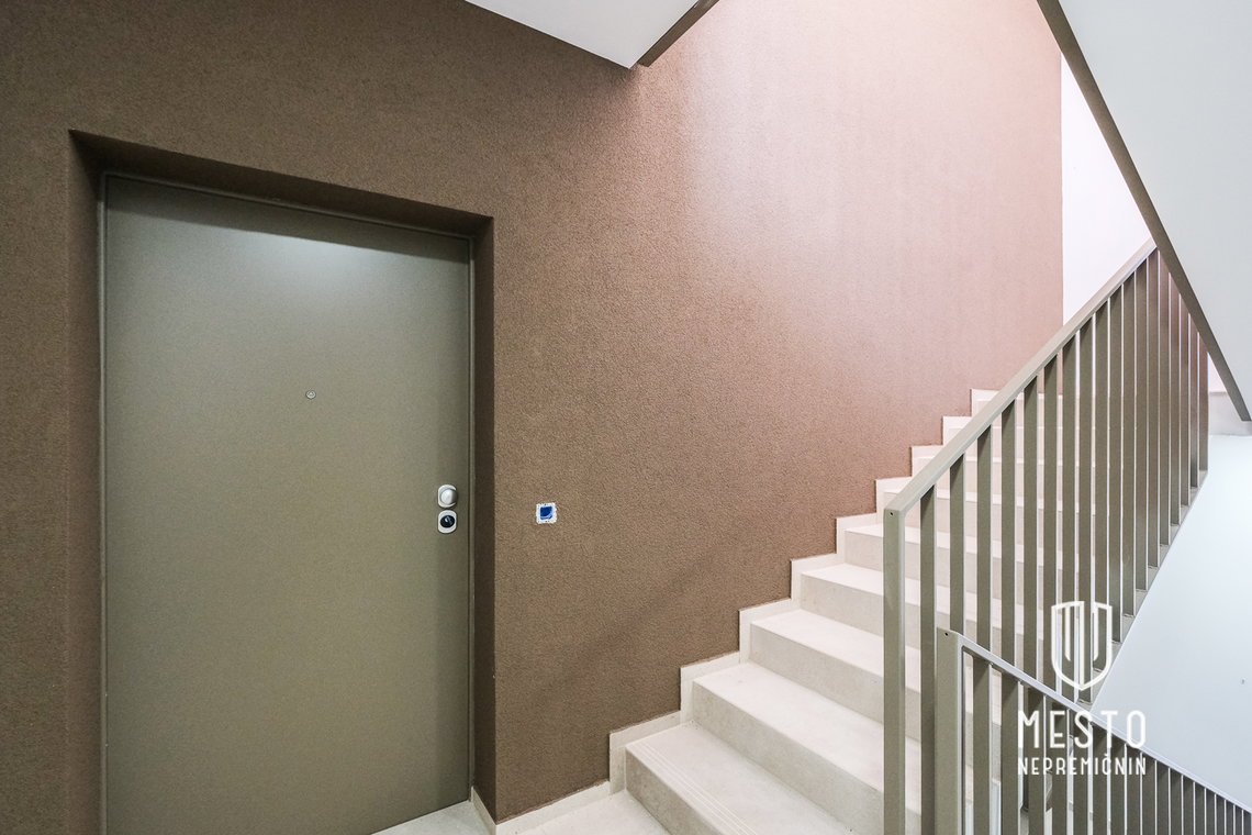 Three-room apartment in Vila Block Slape 2 – 18